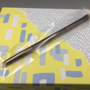 Urban Decay Smoky Double Eye Brush
